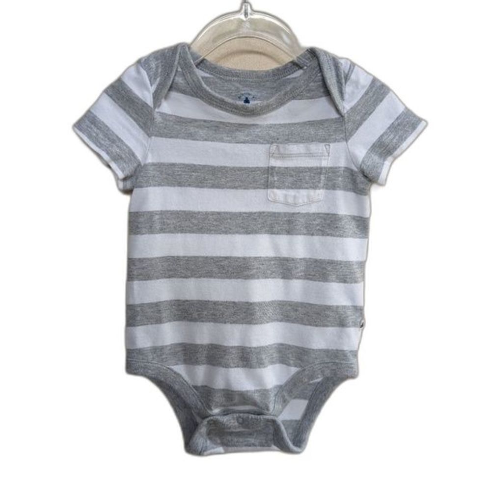 💥3/$15!! Gap | Brannan's Favorites Pocket Onesie | 12-18M